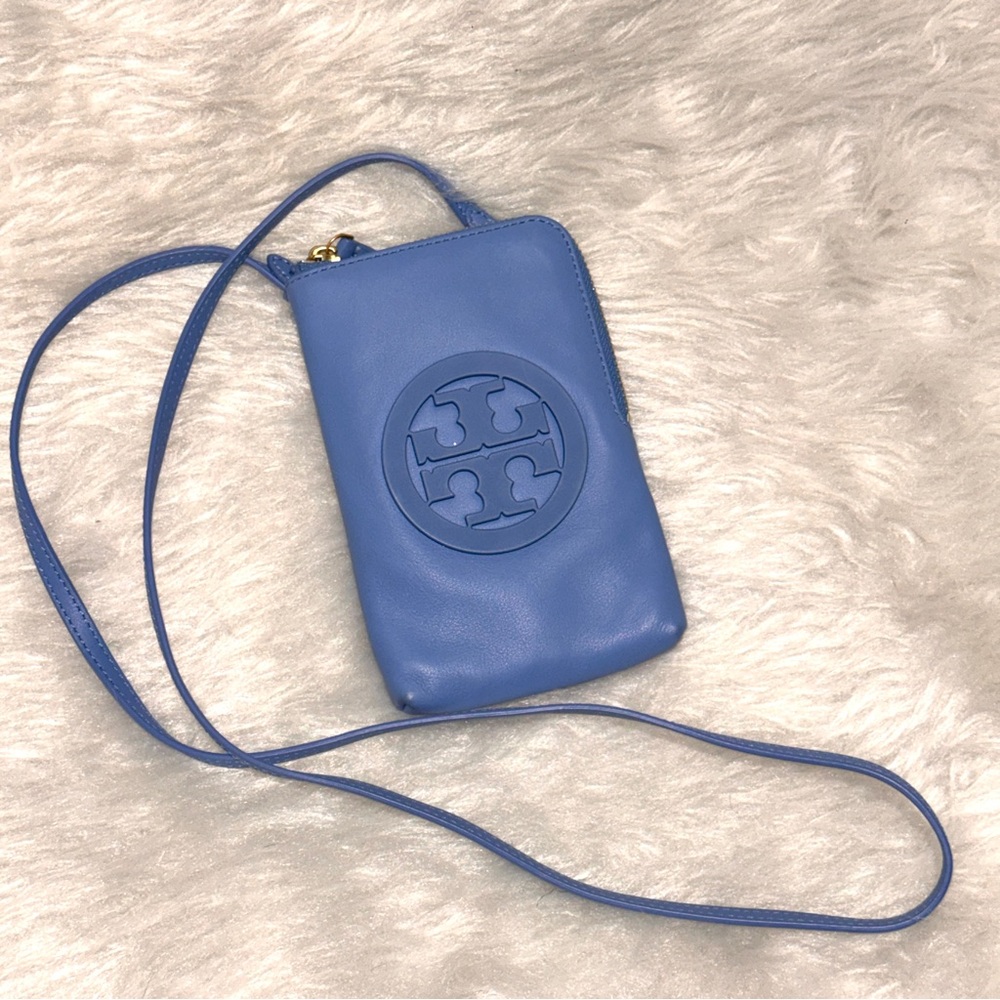 💙🩵Tory Burch Blue Phone Bag🩵💙